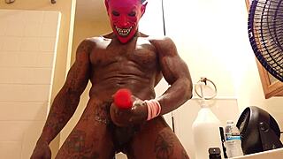 hallelujah johnson worships big black monster cock solo