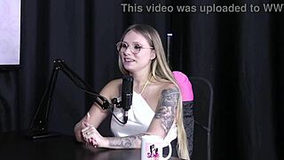 She spiced up her job and became a porn creator with hard videos - Naty Varga