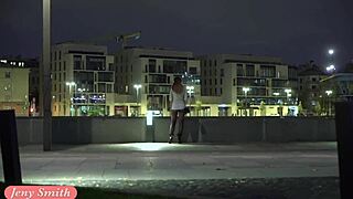 俄罗斯美女Jeny Smith穿透视紧身裤公开露穴