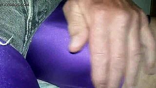 Big spandex-clad bulge for your eyes only