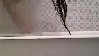 Spying on stepsister during her bath time