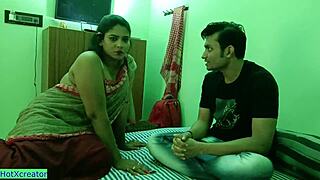 Hot bhabhi gettin' fucked, friend records my desi sex... so erotic!