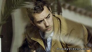 photographer says 'look at married bodybuilder sucking monster cock in ass'