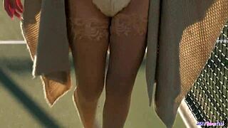 Trimmed babe gets pussy licked and fingered