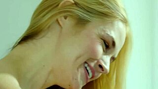 gorgeous blonde lesbians sarah vandella and braylin bailey eat pussies in 69 😍