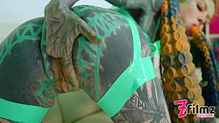 Extreme tattoo dreadhead rides huge anal toy?