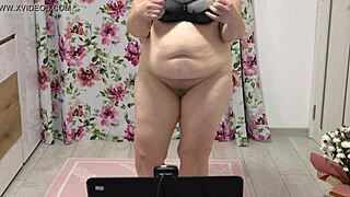 Chubby amateur MILF shows off her big ass and tits