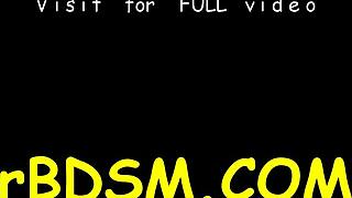 金发女奴玩具抠湿逼