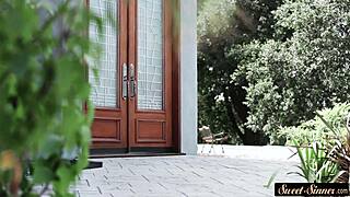 Bootylicious stepmom gets blowjob and screwed in bedroom