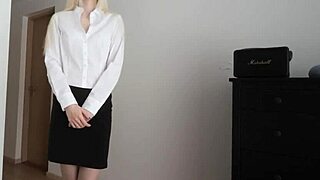 Shina Ryen rips pantyhose for big cock