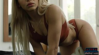 abella danger shows off her big round ass in striptease