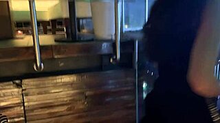 Blowjob in Restaurant Caught on Public Display