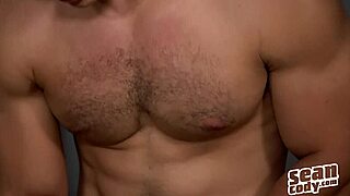 以色列猛男在Sean Cody同志幻想中口交