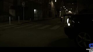 victoria lawson in lingerie turns me on 😘