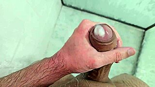 Cumming in the shower, so sexy