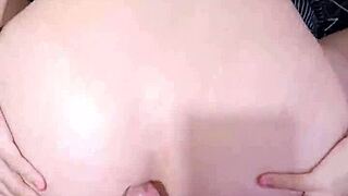 Skinny babe gets fucked hard in a homemade video