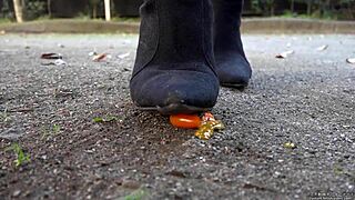 性感日本风情恋物癖视频，太吸引人了！