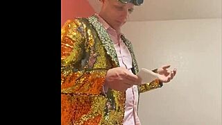 Mchenry cruiser, how does a blowjob feel during standup comedy?