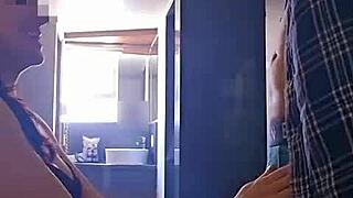 Mi novia Isa acepta hacerme cuckold con una polla más gorda.