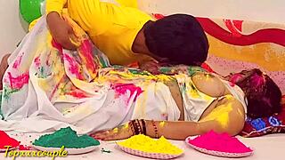 Widow bhabhi fucked roughly on Holi