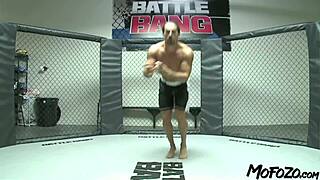 Mofozo Com - Model With Gigantic Tits Gets Fucked