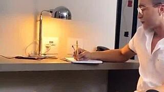 纹身直男无套操医生