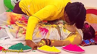 Widow bhabhi fucked roughly on Holi