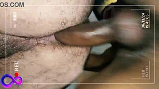 Depois que treparam uma vez, esses dois cairam no desejo e fizeram sexo no meio da sala, passivo gemendo de prazer - full no sheer com