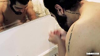 Yo, check these Brazilian ghosts Agatha Ludovino and Lady Snow giving it up for Halloween!