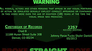 Muscle hunk Johnny F sucks big cock before fucking guy's ass intensely