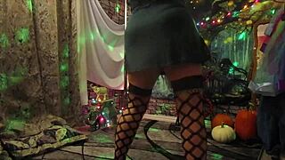 Does Hotwife Steffi Green Tease with Pussy Dance in Chemise?