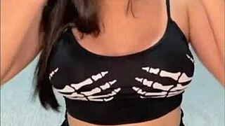 Lauren Cat is a kinky brunette who likes to show off her body and have sex with a big cock