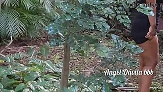 Era só um exibicionismo no parque mas tava cheia de tasao e dei lá mesmo até ganhar leite na boca