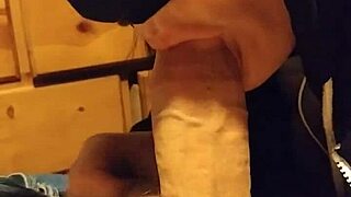 Intense Blowjob And Cumshot From Sucking