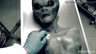 嘿，想看外星人捆绑吗？罗斯威尔UFO粗暴cosplay超刺激