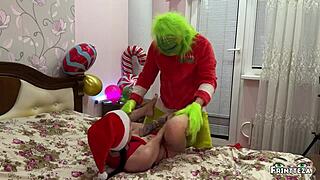 Stepson, bang stepmom before Christmas with huge cum!