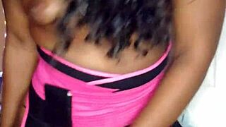 Naejae Feels Amazing Showing Off Her Ebony Ass