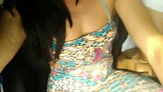 Damn Hot! Brazilian Bianca Plays Flute on Bus to SP!