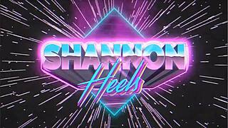 Shannon Huxley Squirts In Taxi, Caught By Uber Driver.