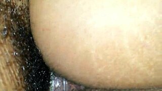 Real amateur sex with an ebony beauty in a late night scene