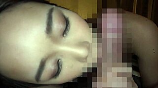 Japanese Beauty’s Handjob Skills Are Unstoppable!