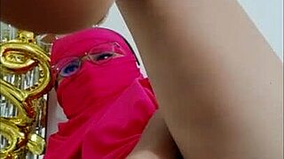 Indian Milf Masturbates Pussy