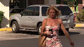 Amateur Teases with Blowjob to Extract His Juice in Wet Pussy Play