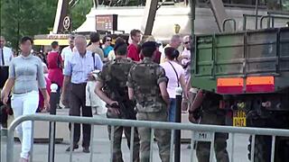 Wild public threesome by Eiffel Tower in Paris, unbelievable
