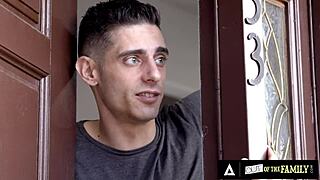 我那淘气的继子用他的大棒棒太过分了