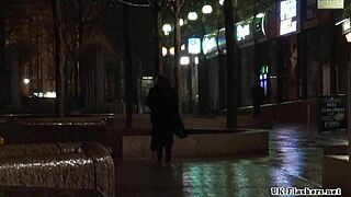 i'm emma, flashin' my fat body outdoors for voyeurs