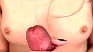 i jerked off my girlfriend close up on day 47, it was so hot