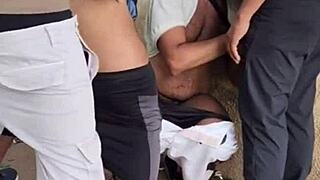 Oferencendo meu amigo na ciclovia