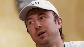 I watched teen cheerleaders Kyler Quinn and Khloe Kapri swap coach's load