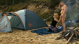 Amateur couple’s naughty beach party on a desert island